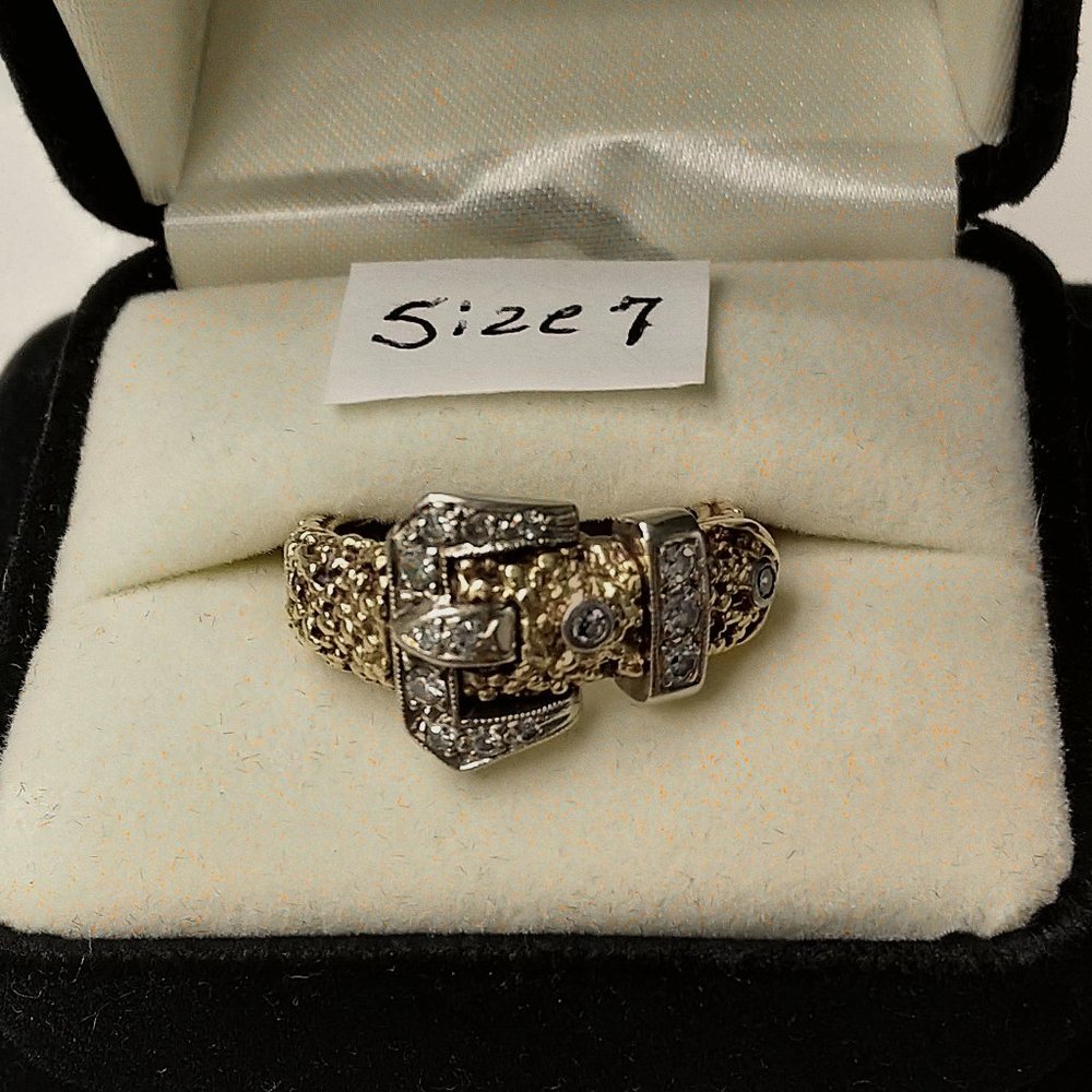 Unique Diamond Chip Gold Buckle Ring Size 7
